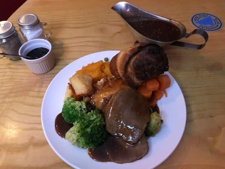 Sutherlands Hotel غيتْسْهيد المظهر الخارجي الصورة