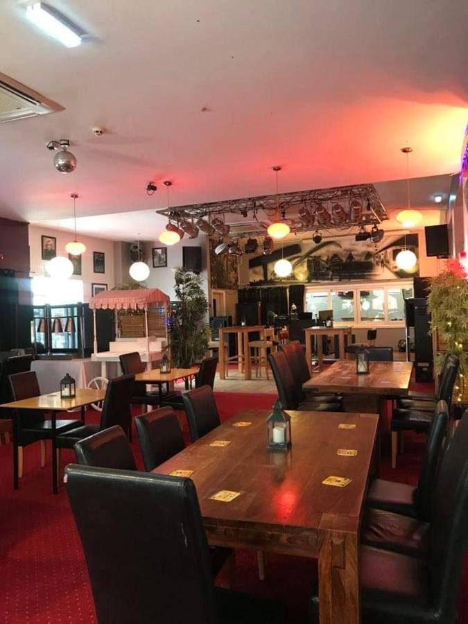 Sutherlands Hotel غيتْسْهيد المظهر الخارجي الصورة