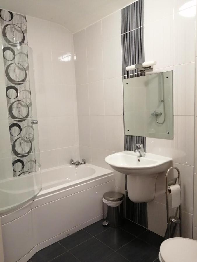 Sutherlands Hotel غيتْسْهيد المظهر الخارجي الصورة